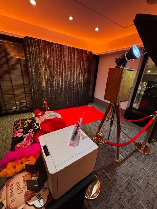 Glam Vintage photo booth